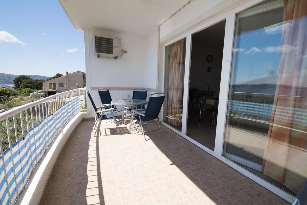Apartments Jasna Trogir Buitenkant foto