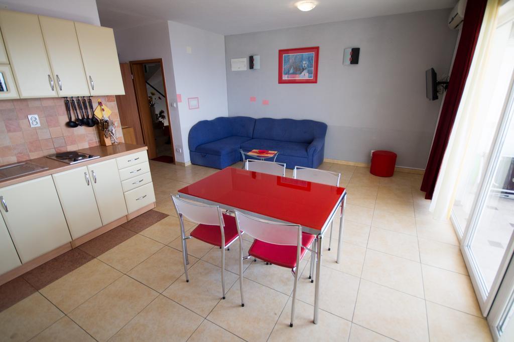 Apartments Jasna Trogir Buitenkant foto